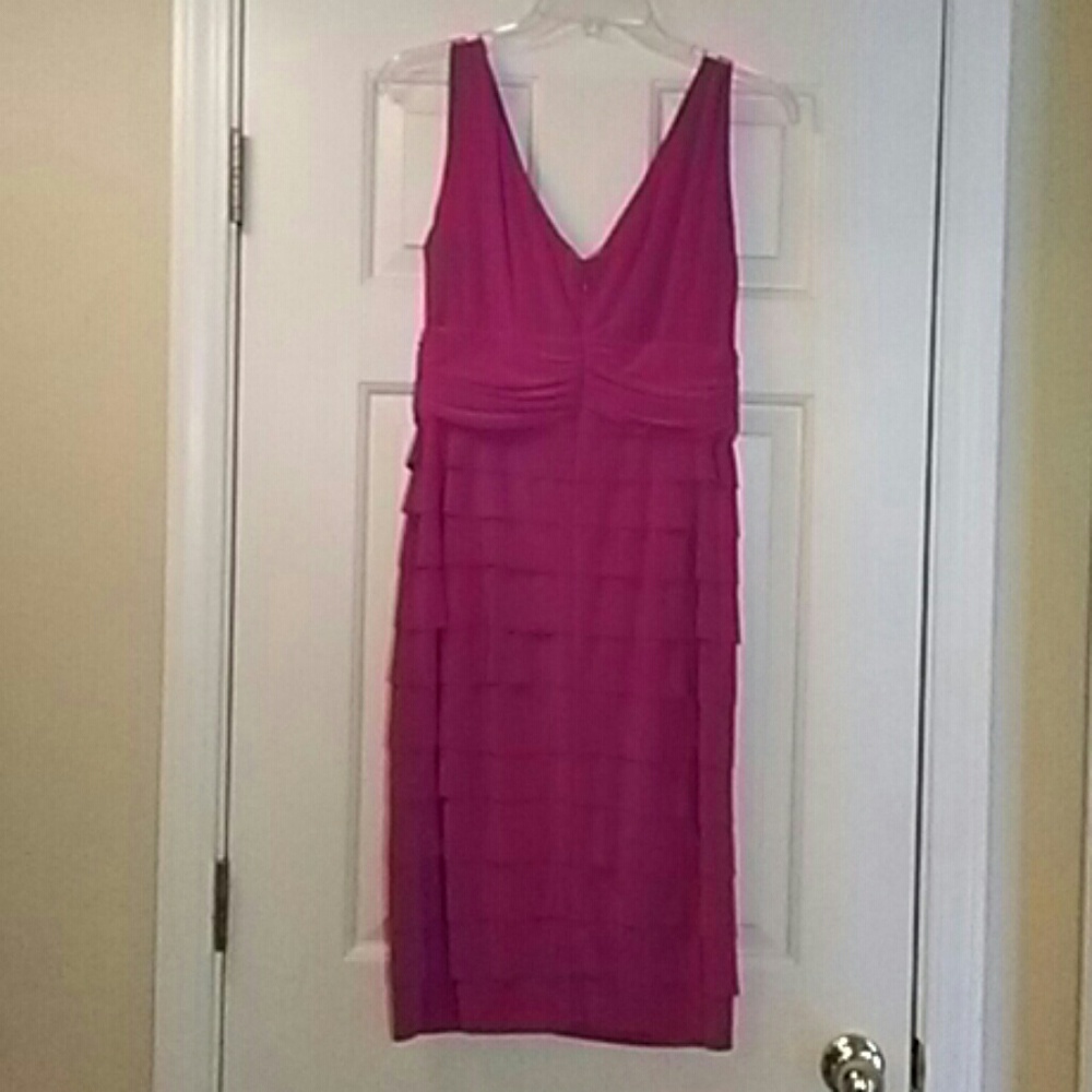 Dress - Picture 2 of 4